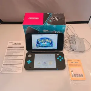 Boxed "New" Nintendo 2DS XL Console