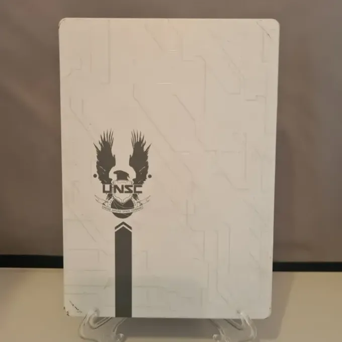 Halo 4: Steelcase Edition
